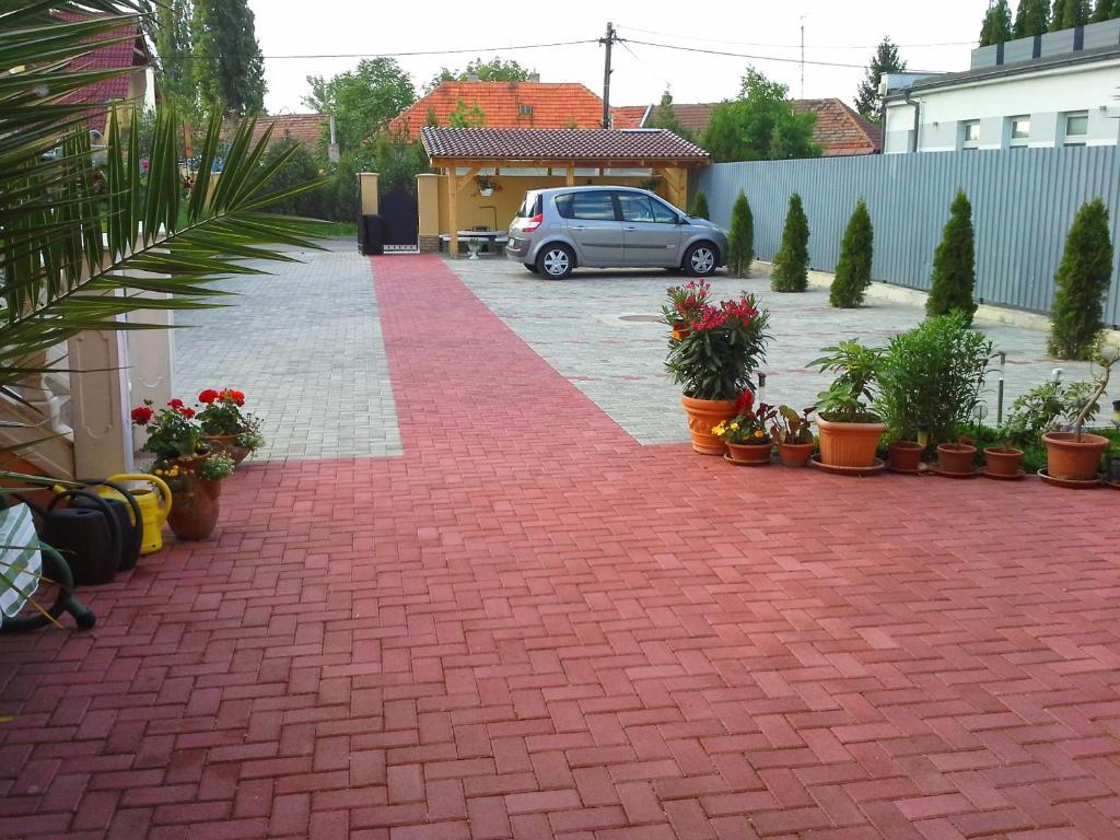 Studio Florida Štúrovo Exterior foto